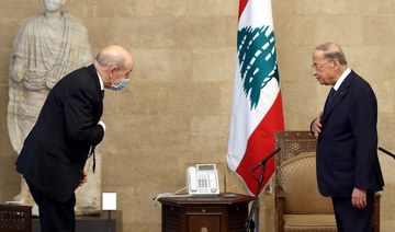 Macron envoy heads to Lebanon in bid to end crisis